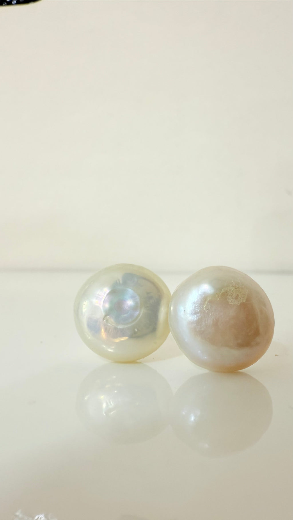 Pendientes de perla natural de agua dulce AAA 10–11 mm en plata – elegancia atemporal